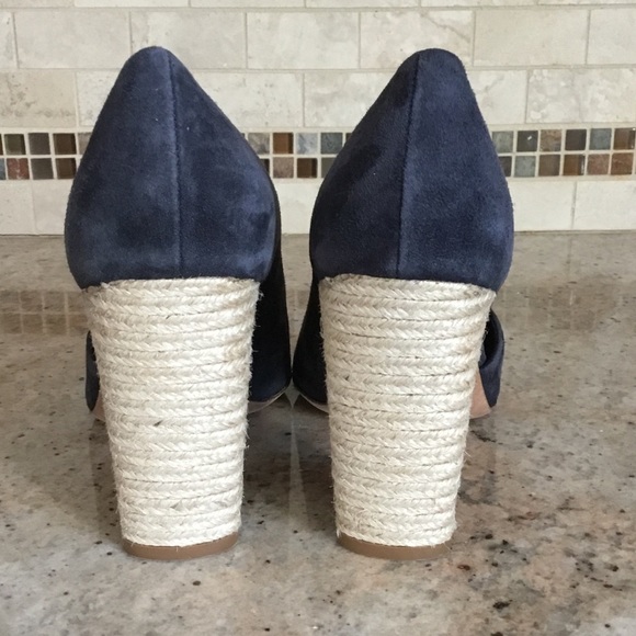 Vince Percey Suede Open Toe D’Orsay Wrap Block Heel Sandals - Picture 9 of 13